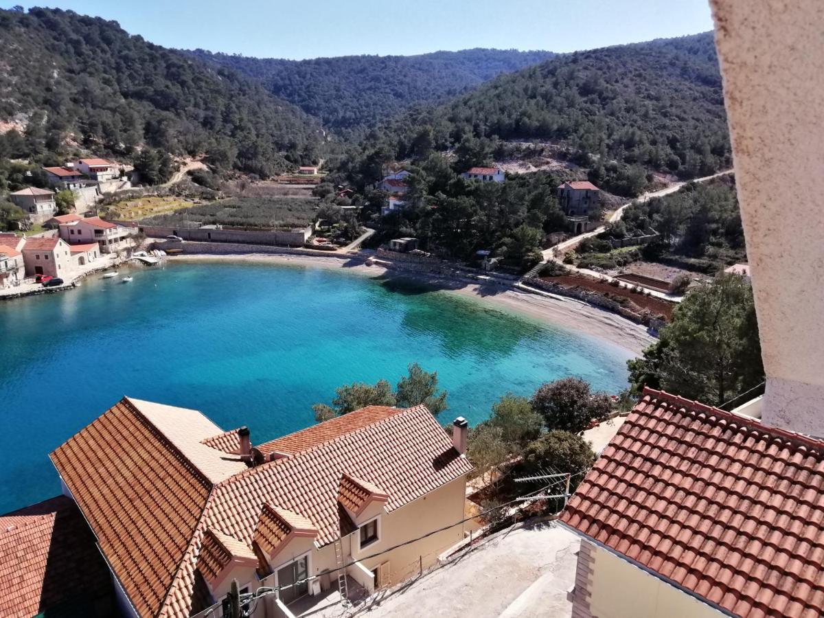 Appartementhaus Elena Jelsa  Kültér fotó