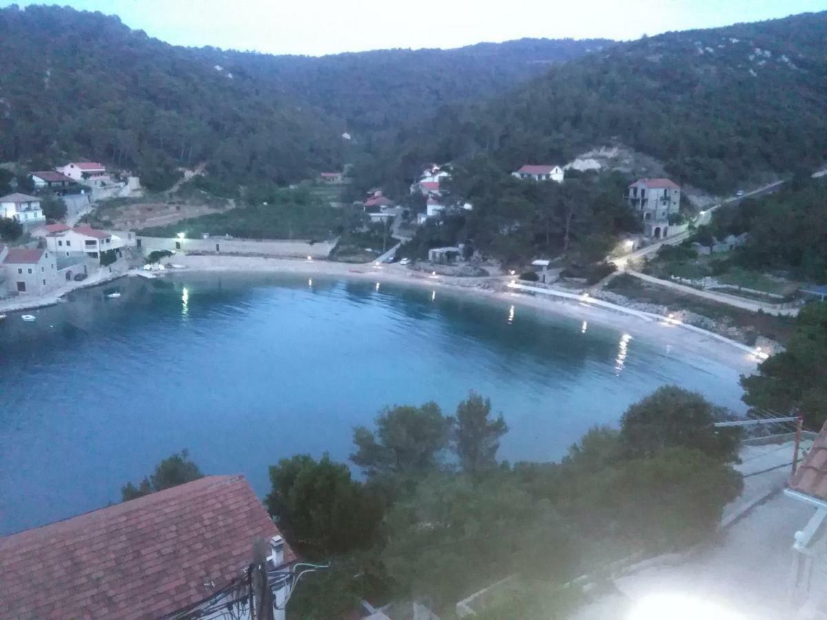 Appartementhaus Elena Jelsa  Kültér fotó